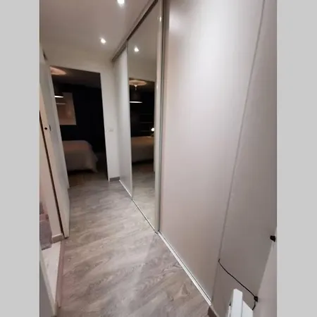 公寓 F2 Cosy Proche De L'hyper Centre 凯恩